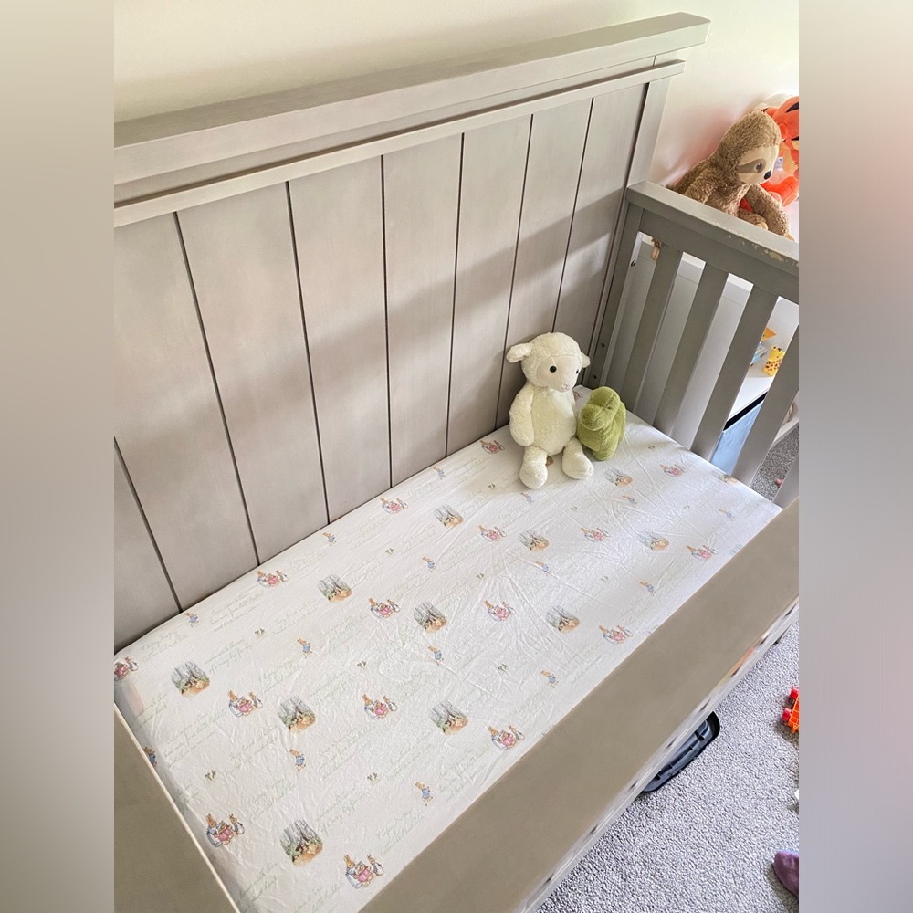 Pottery Barn Belatrix Potter Peter Rabbit Fitted Crib Sheet 100% organic cotton